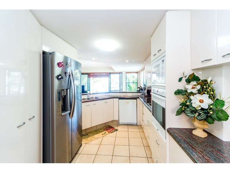 10/87 Morala Avenue, Runaway Bay QLD 4216