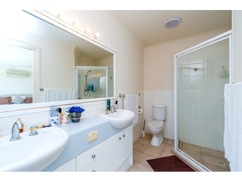 10/87 Morala Avenue, Runaway Bay QLD 4216