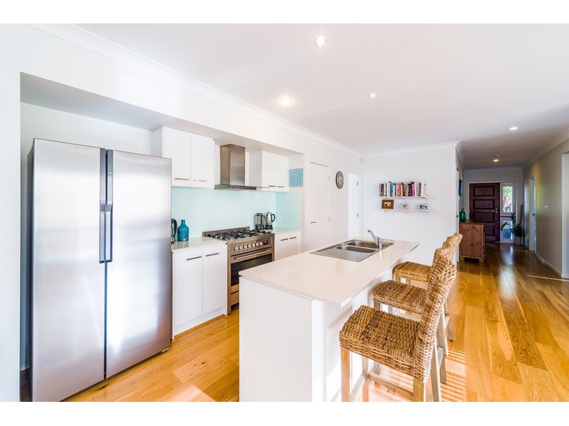 12 Iridium Drive, Hope Island QLD 4212