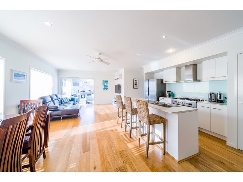12 Iridium Drive, Hope Island QLD 4212