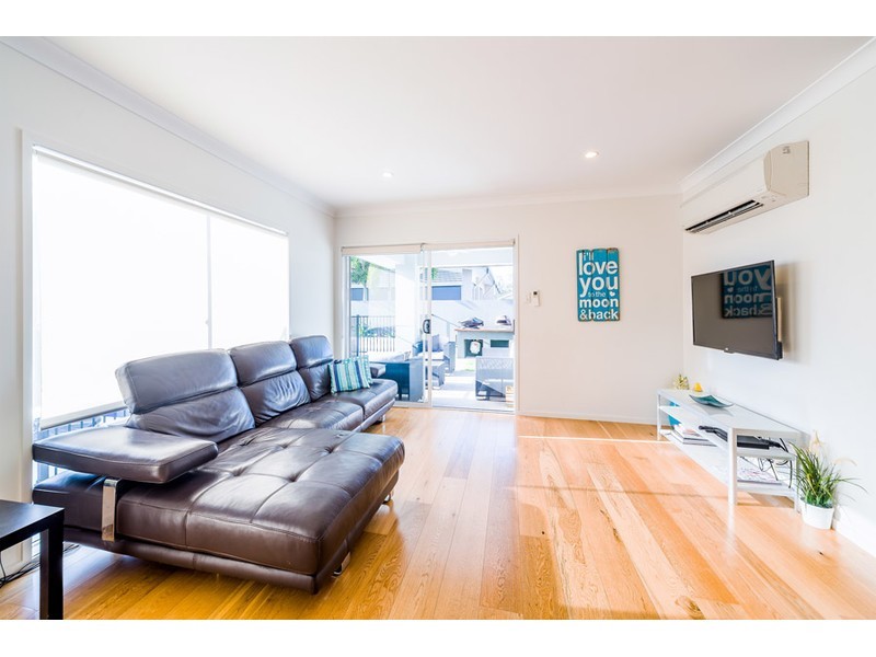 12 Iridium Drive, Hope Island QLD 4212