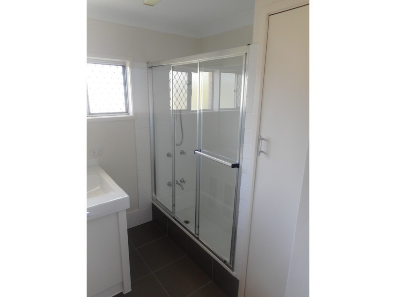 1 Kurrajong Avenue, Hollywell QLD 4216