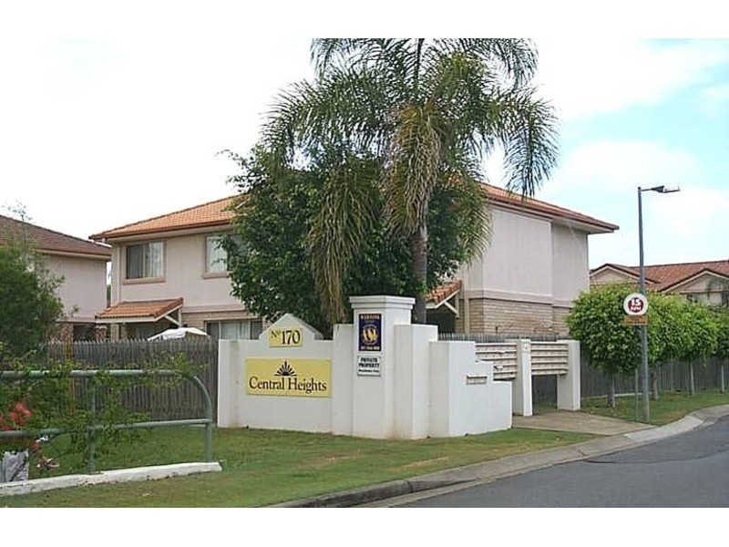 64/21 Usher Avenue, Labrador QLD 4215