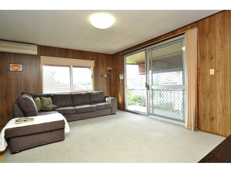 260 Bayview Street, Runaway Bay QLD 4216