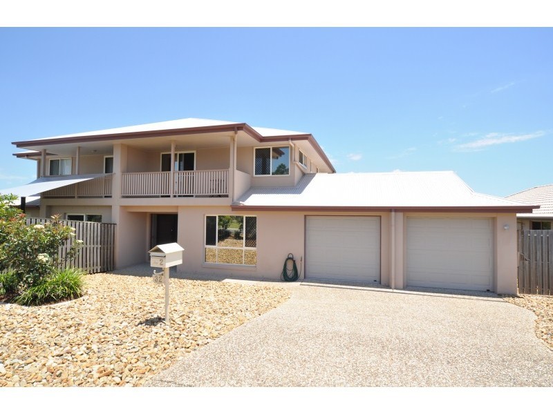 2/32 Buchanan Circuit, Oxenford QLD 4210