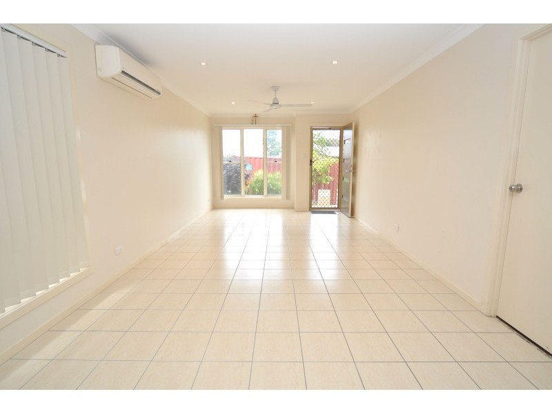 8 Silver Gull Street, Coomera QLD 4209