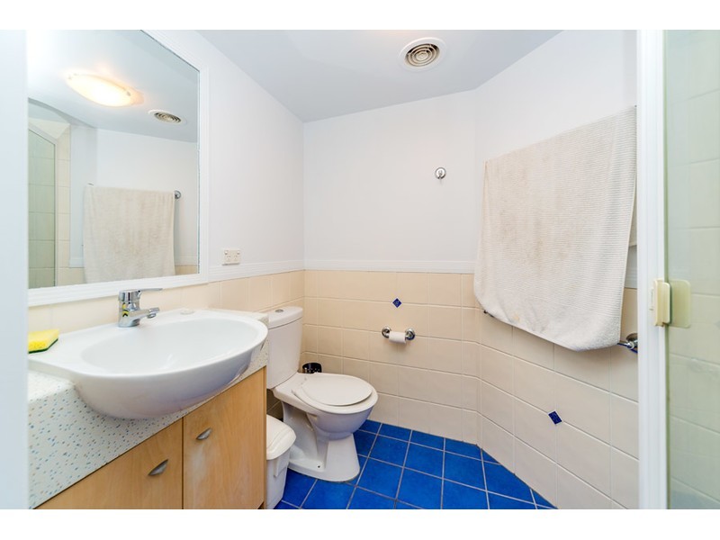 106/392 Marine Parade, Labrador QLD 4215