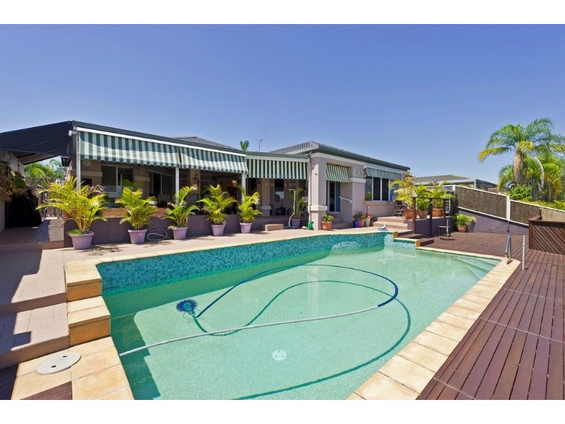 34 Anchorage Way, Biggera Waters QLD 4216