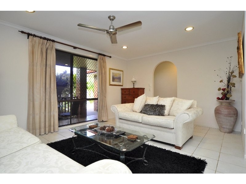 5 Pampas Court, Hollywell QLD 4216