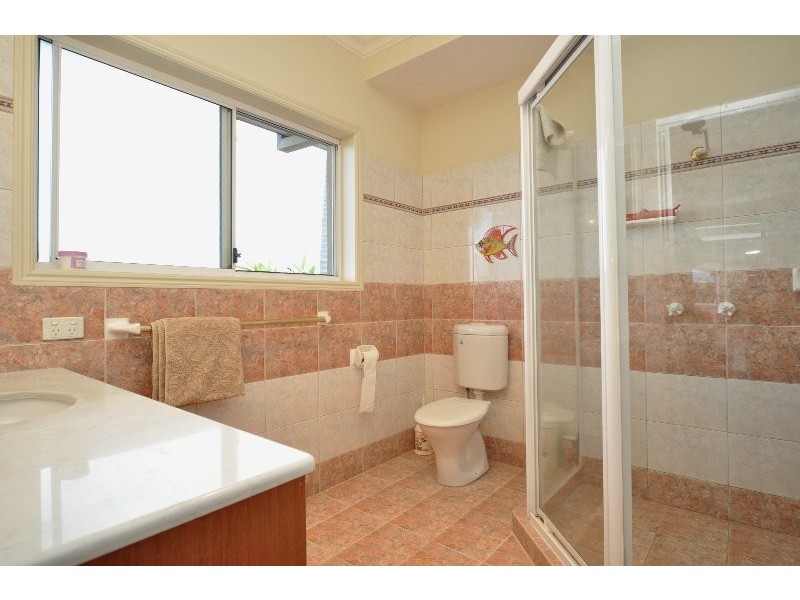 15 Glenwater Crescent, Helensvale QLD 4212