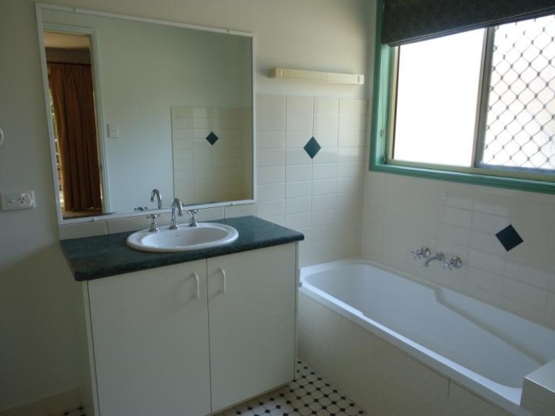 11/482 Pine Ridge Road, Coombabah QLD 4216