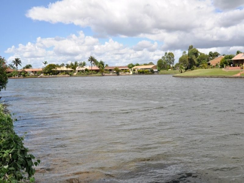 1/18 Possum Crescent, Coombabah QLD 4216