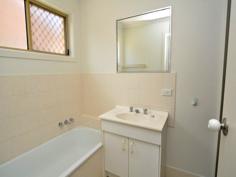 1/18 Possum Crescent, Coombabah QLD 4216