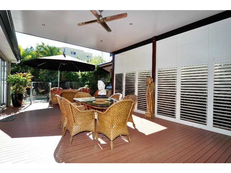 43 Broadwater Street, Runaway Bay QLD 4216