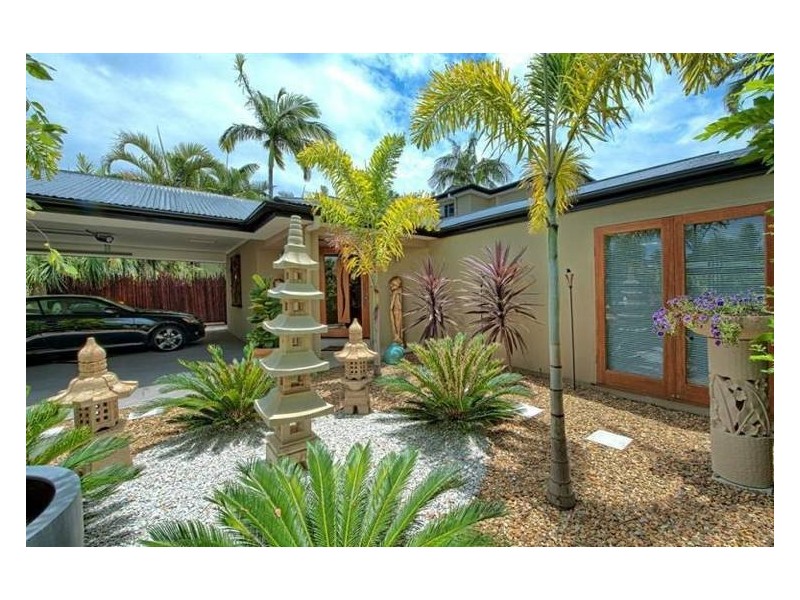 43 Broadwater Street, Runaway Bay QLD 4216