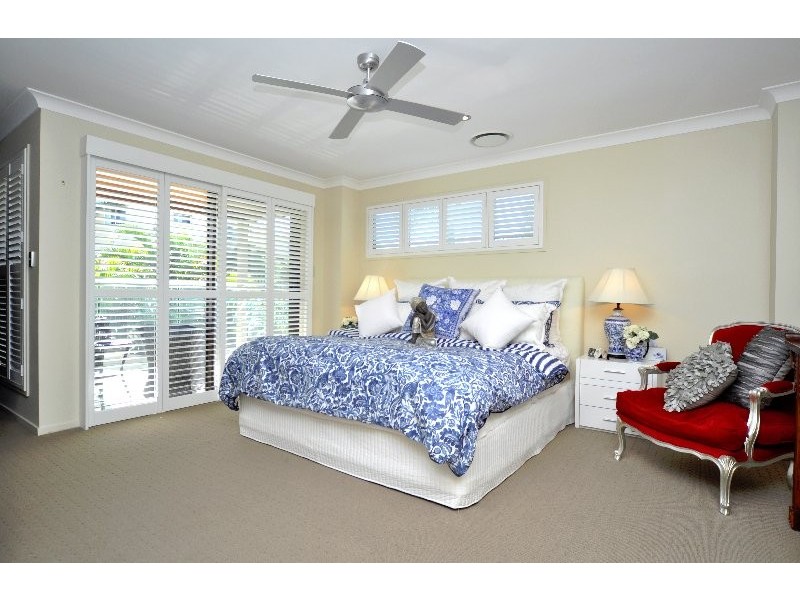 43 Broadwater Street, Runaway Bay QLD 4216