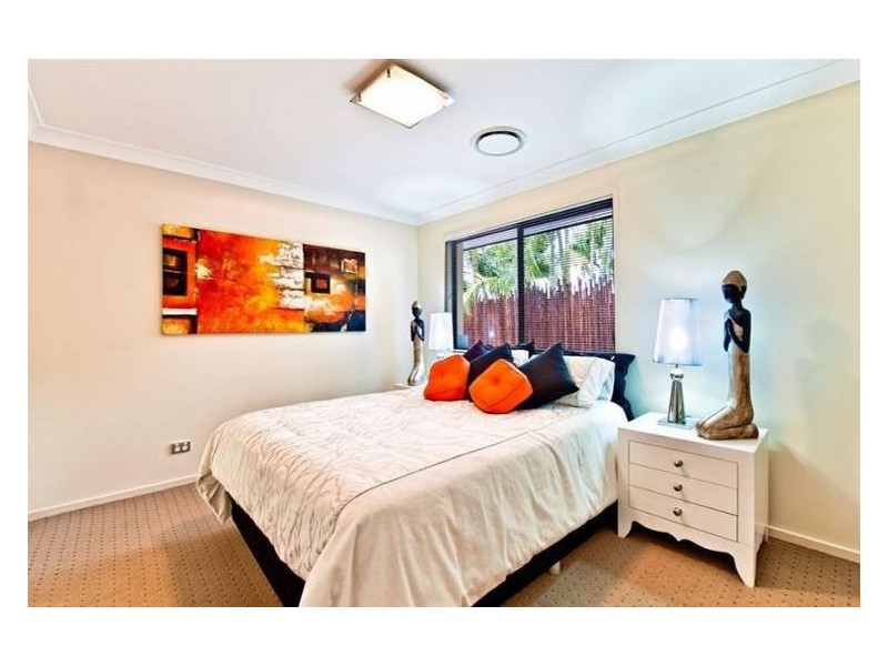 43 Broadwater Street, Runaway Bay QLD 4216