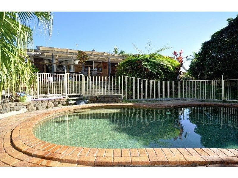 12 Balwyn Court, Arundel QLD 4214