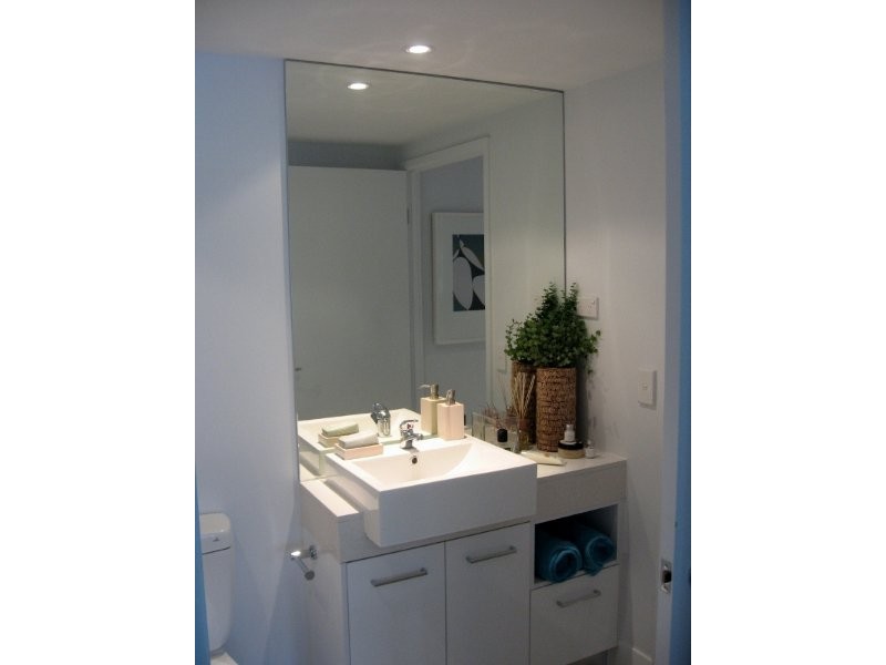 112/33 Madang Crescent, Runaway Bay QLD 4216