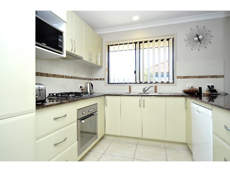 3 Matisse Court, Coombabah QLD 4216