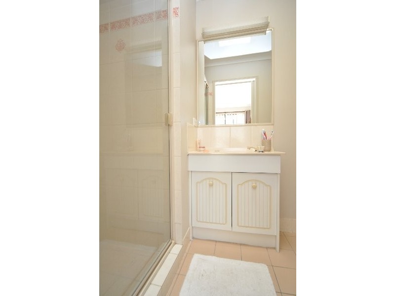 3 Matisse Court, Coombabah QLD 4216