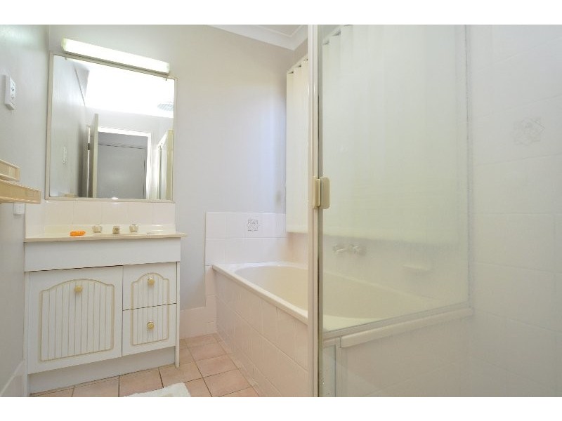 3 Matisse Court, Coombabah QLD 4216