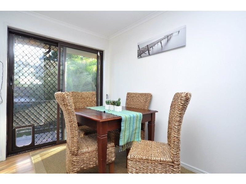 66 Hollywell Road, Biggera Waters QLD 4216