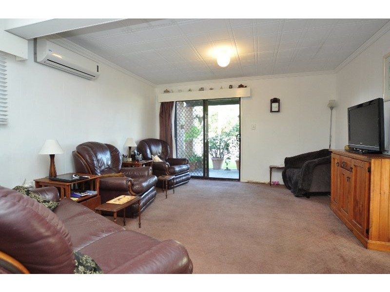 66 Hollywell Road, Biggera Waters QLD 4216