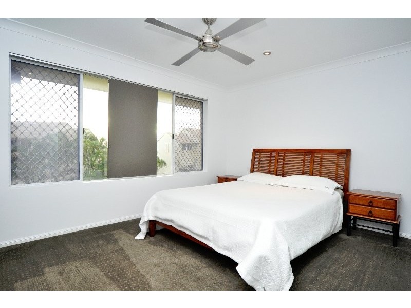 39/100 Morala Avenue, Runaway Bay QLD 4216