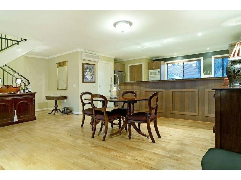 43 John Lund Drive, Hope Island QLD 4212