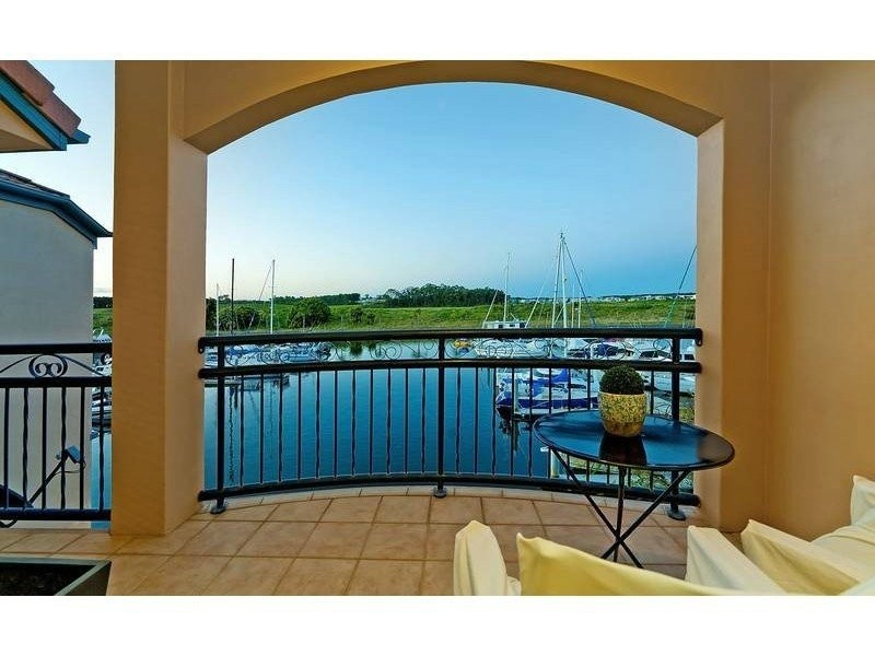 43 John Lund Drive, Hope Island QLD 4212