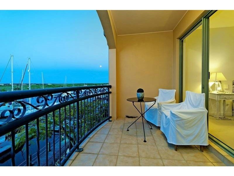 43 John Lund Drive, Hope Island QLD 4212