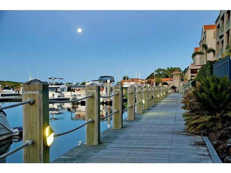 43 John Lund Drive, Hope Island QLD 4212