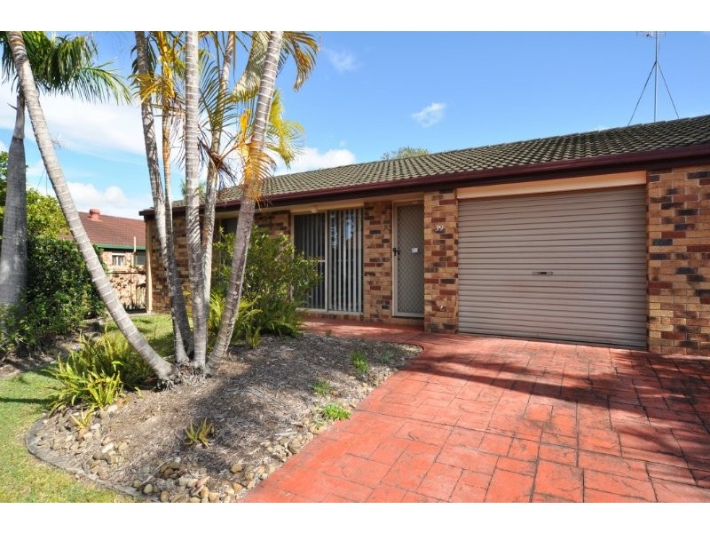 39/51 Olsen Avenue, Labrador QLD 4215