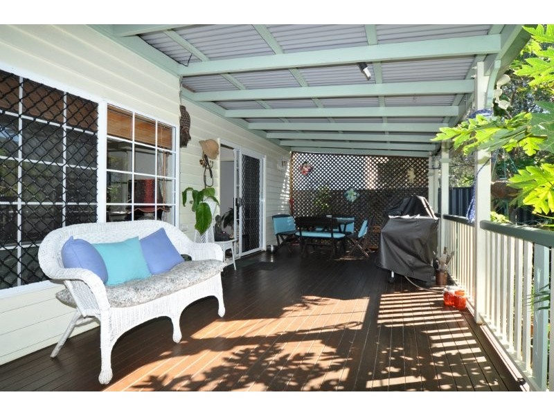 21 Rouen Avenue, Paradise Point QLD 4216
