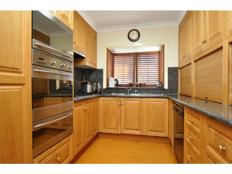 21 Rouen Avenue, Paradise Point QLD 4216