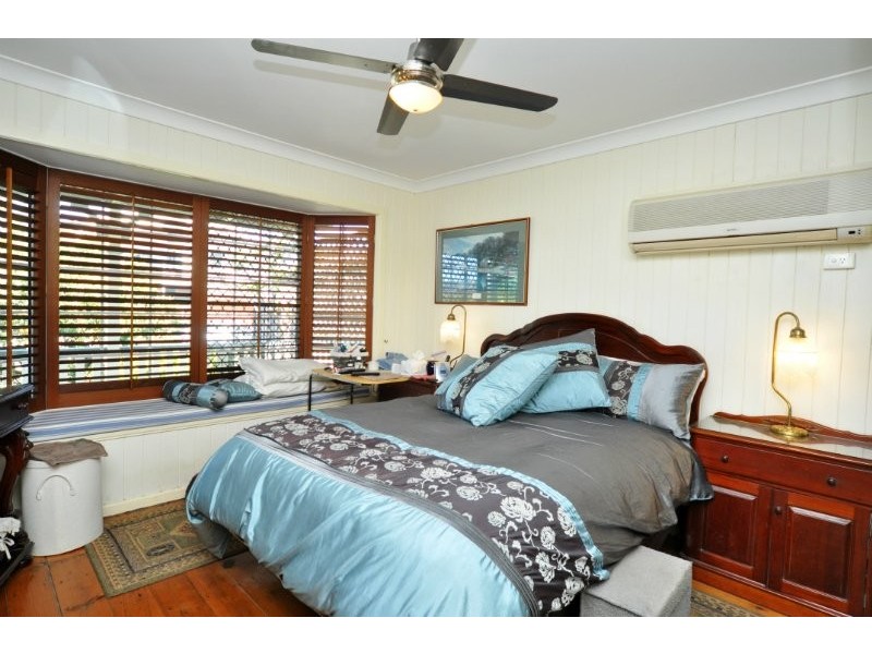 21 Rouen Avenue, Paradise Point QLD 4216