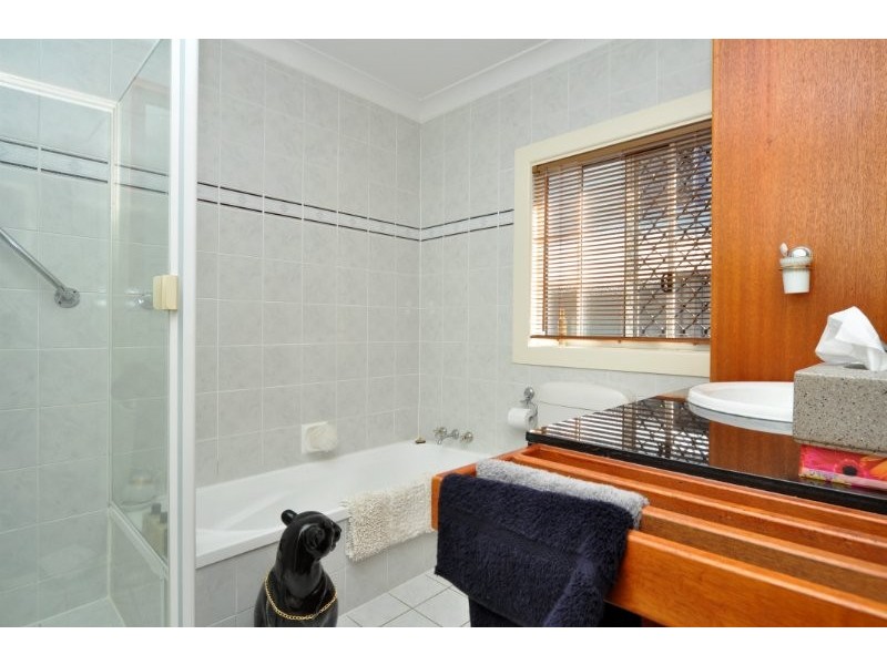 21 Rouen Avenue, Paradise Point QLD 4216