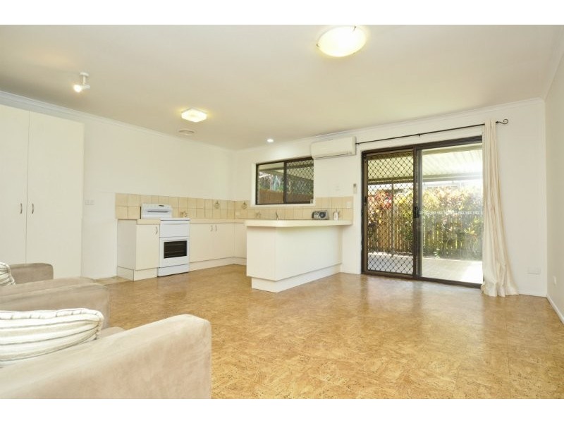 1/51 Government Road, Labrador QLD 4215