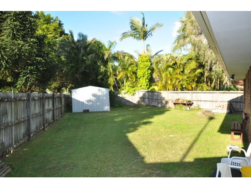 2/23 Coventry Court, Labrador QLD 4215