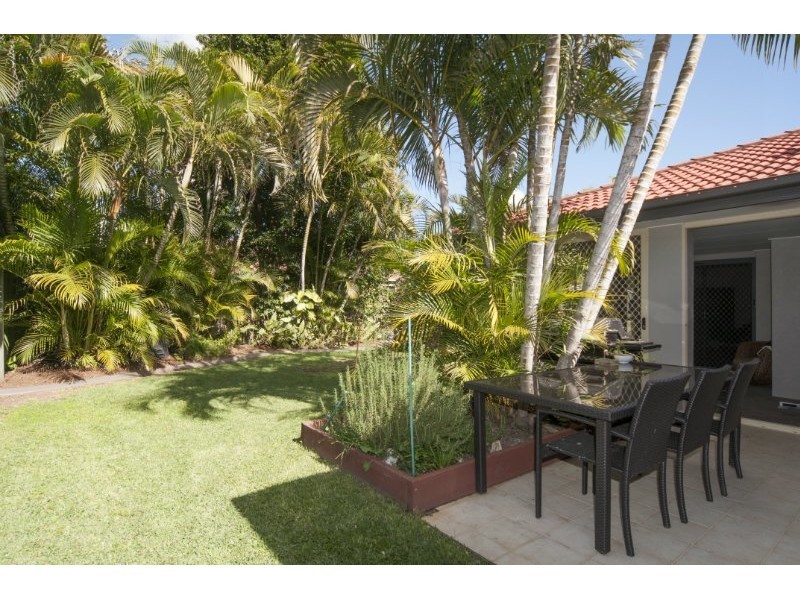 10 Ballybunyon Crescent, Hope Island QLD 4212