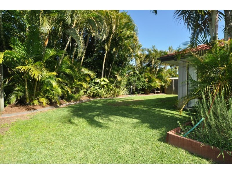 10 Ballybunyon Crescent, Hope Island QLD 4212