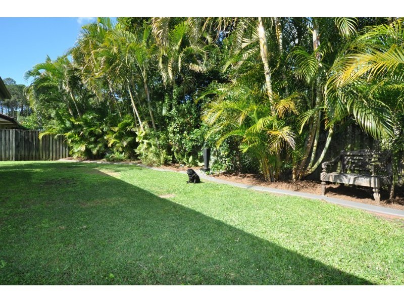 10 Ballybunyon Crescent, Hope Island QLD 4212