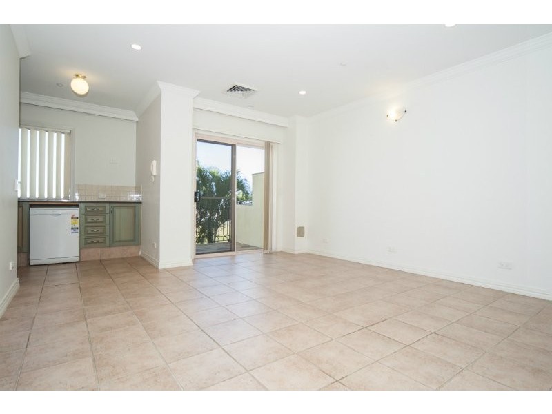 4/14 Pendraat Parade, Hope Island QLD 4212