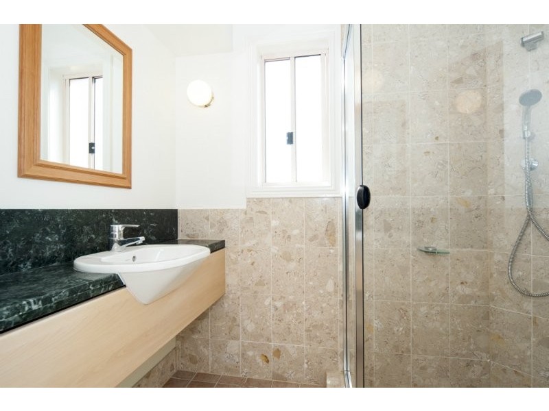 4/14 Pendraat Parade, Hope Island QLD 4212