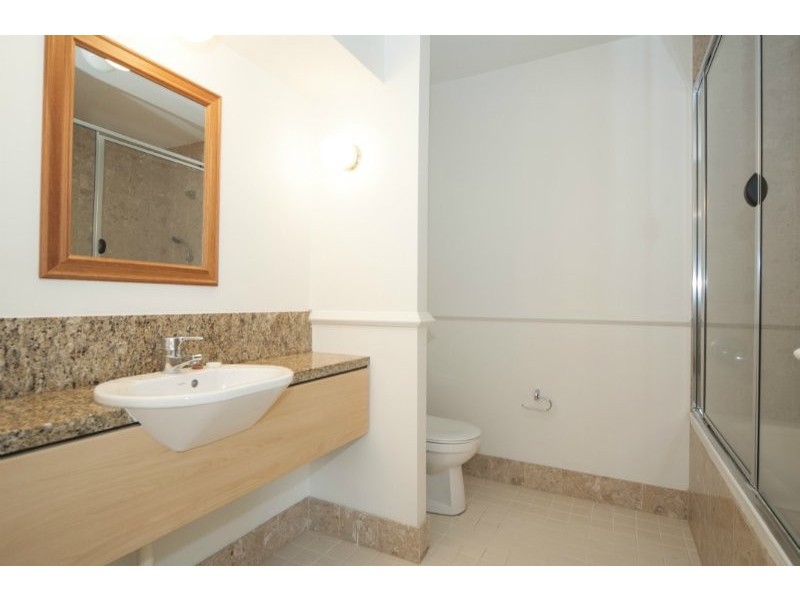 4/14 Pendraat Parade, Hope Island QLD 4212