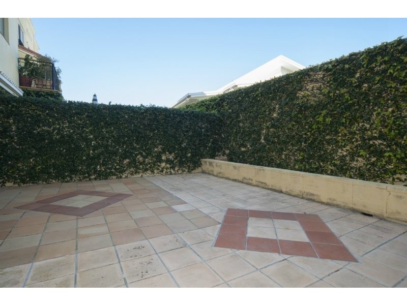 4/14 Pendraat Parade, Hope Island QLD 4212