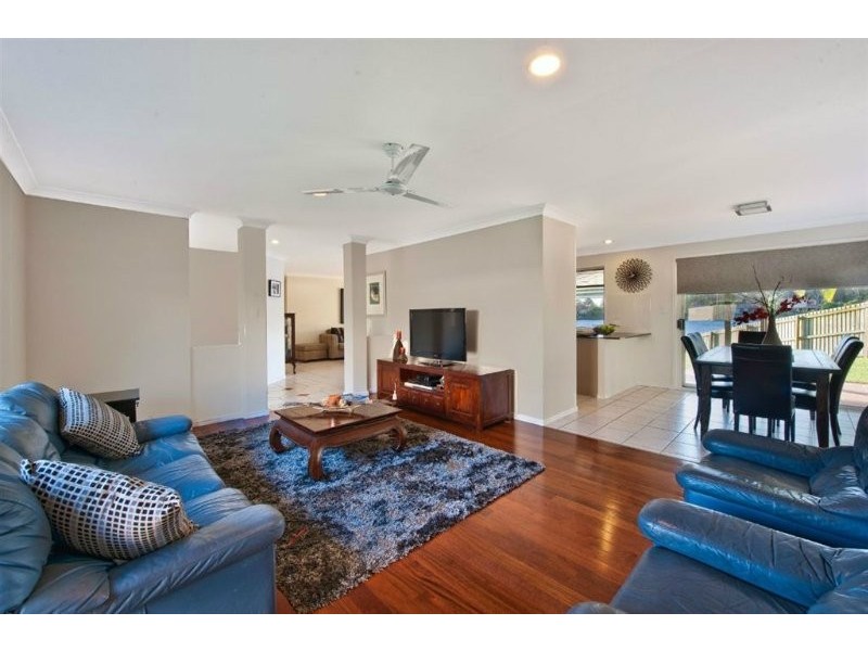 5 Lefroy Drive, Coombabah QLD 4216