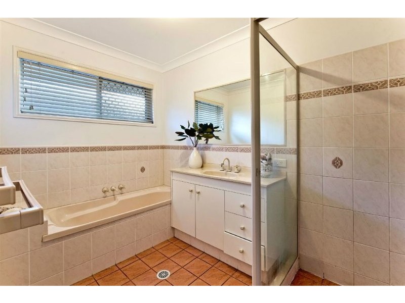 5 Lefroy Drive, Coombabah QLD 4216