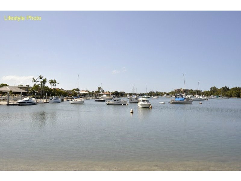 1/26 Eider Avenue, Paradise Point QLD 4216